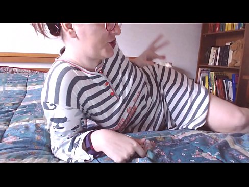 ❤️ この大きな黒いチンコを口に含む小さな奴隷 ️❌  at us ja.sexuria-net.ru ❌️❤